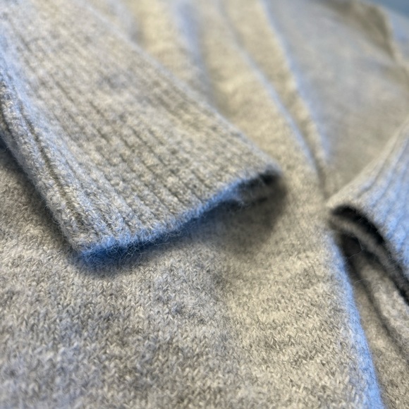 Look by M | Slouchy Sweater | One Size - Picture 6 of 8